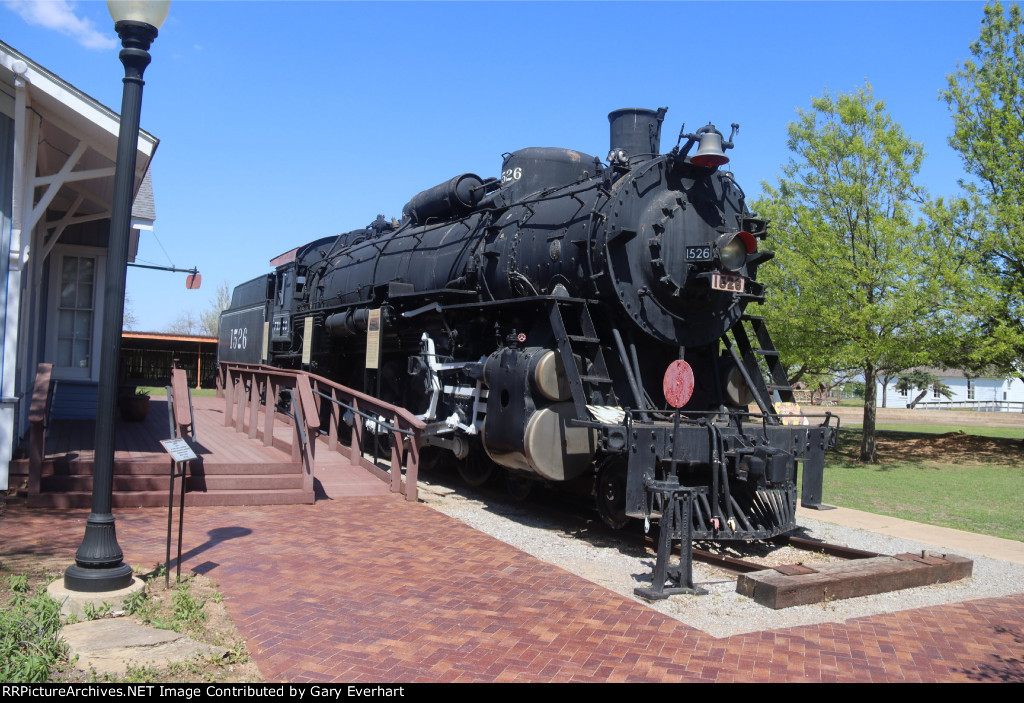 SLSF 4-8-2 #1526 - St Louis-San Francisco (Frisco)